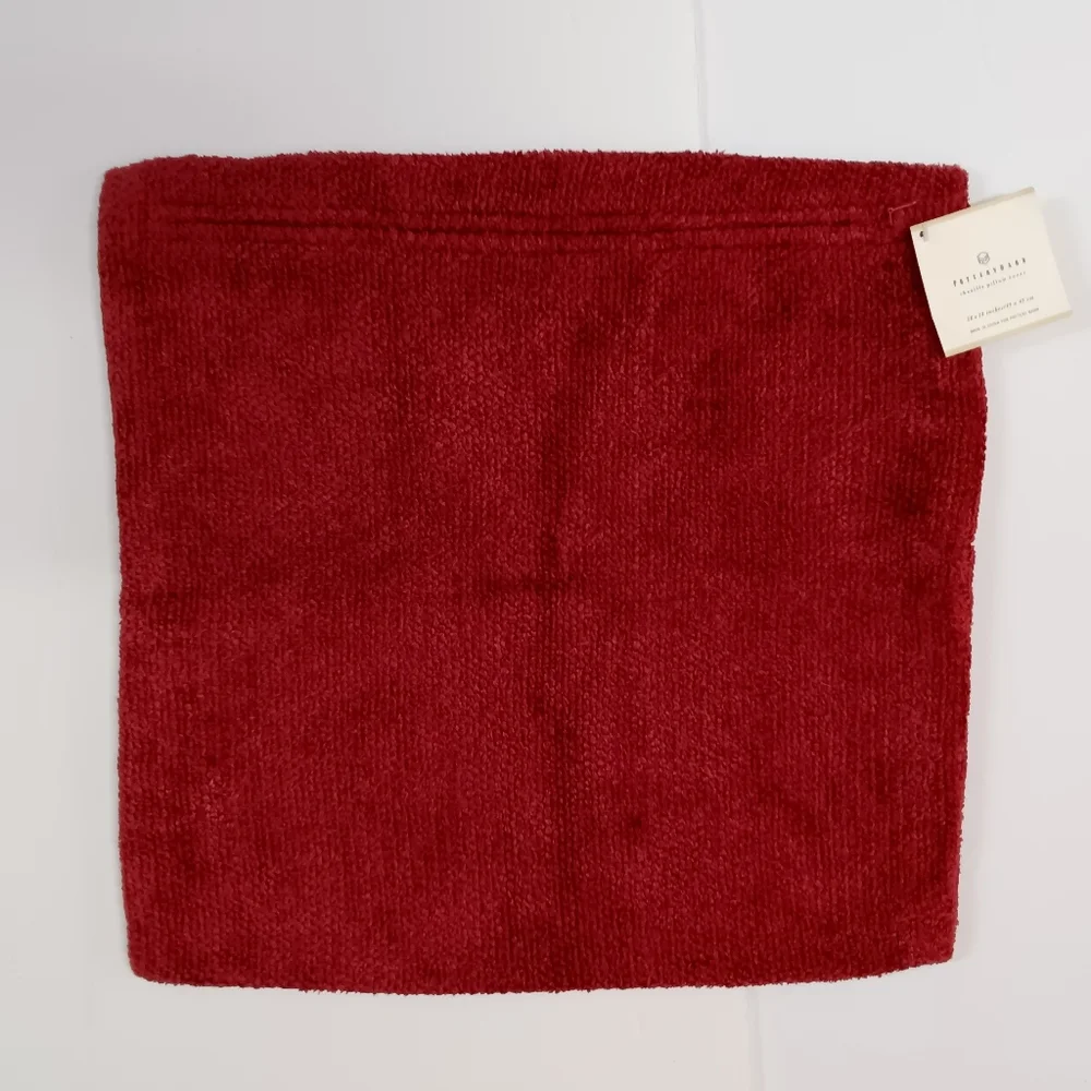 NEW Pottery Barn Chenille Knit Pillow Cranberry 18 x 18